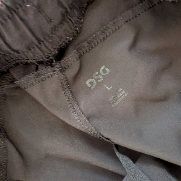 DSG Black Elastic Waistband Workout Pants - Picture 2 of 2